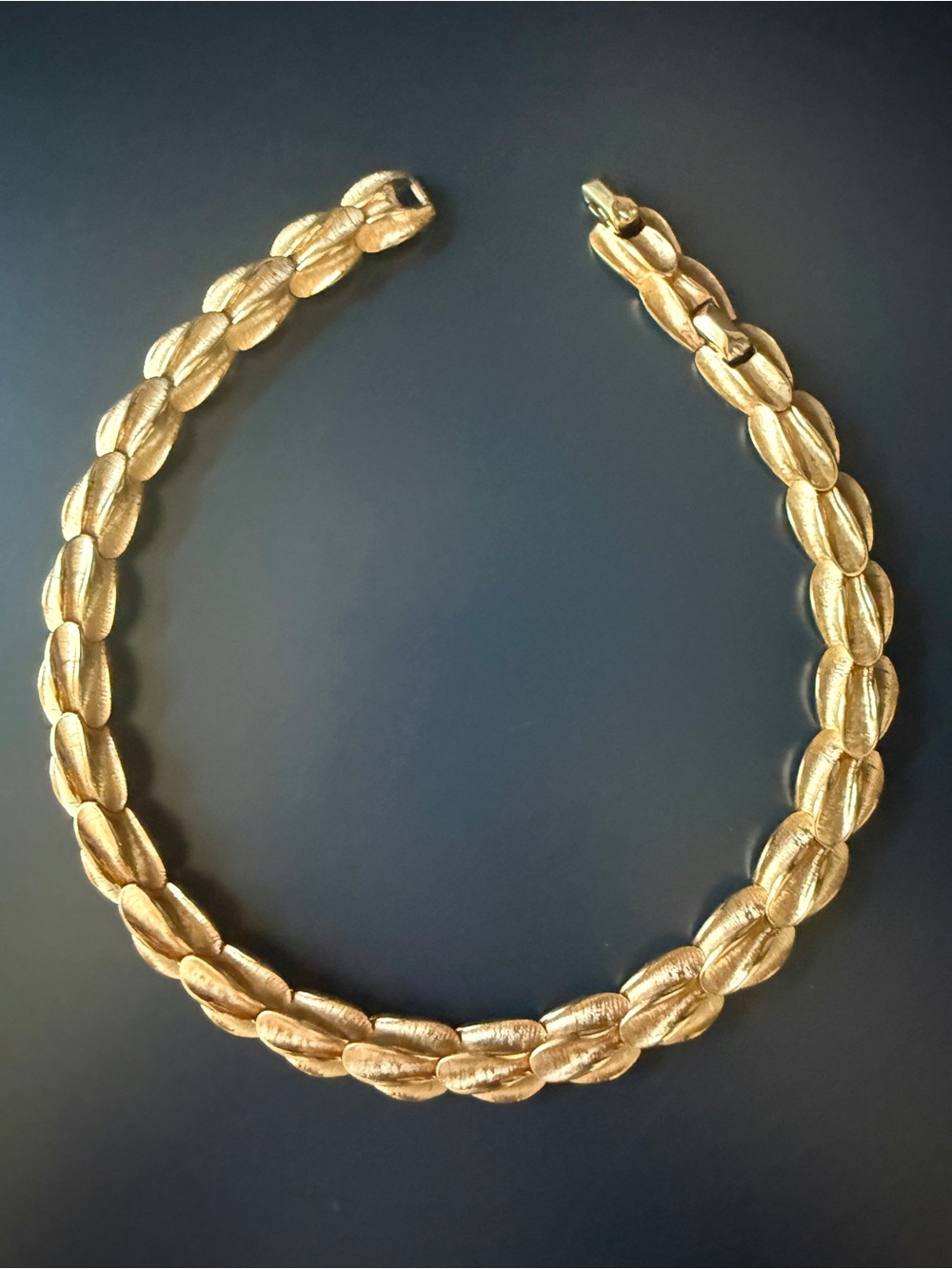 Vintage Boucher 8293N Gold Tone Textured Collar Necklace